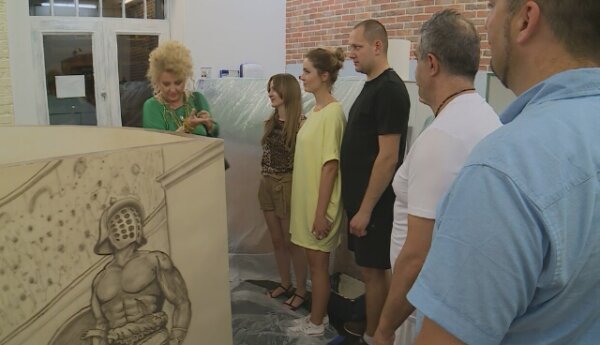 Restauratorzy zamknięci "za karę" w małym pokoju przez Magdę Gessler - o co chodzi? ;)